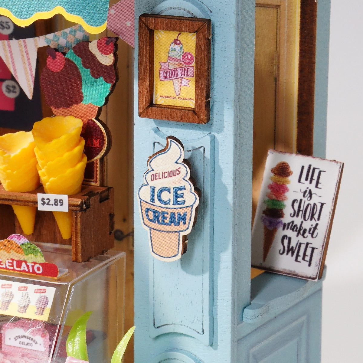 Rolife DIY Miniature House - Gelato Stall Shop DS052